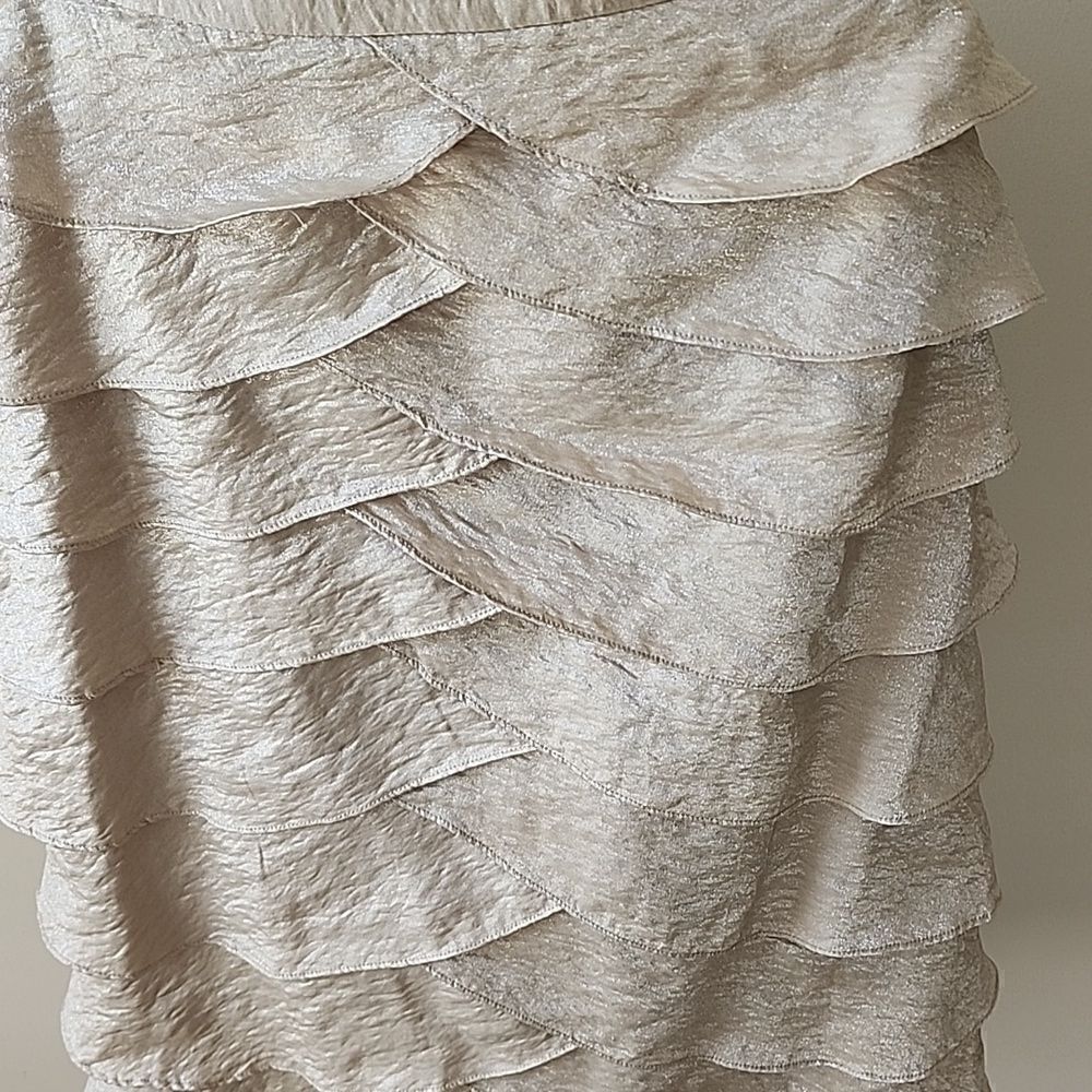Champagne Tiered Skirt Fluttery Size 12 - Picture 3 of 5